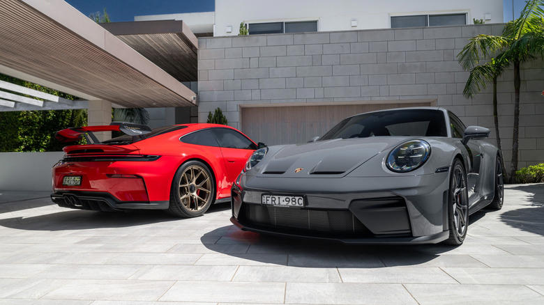 What separates Porsche's GTS models from the 'real' GT cars?