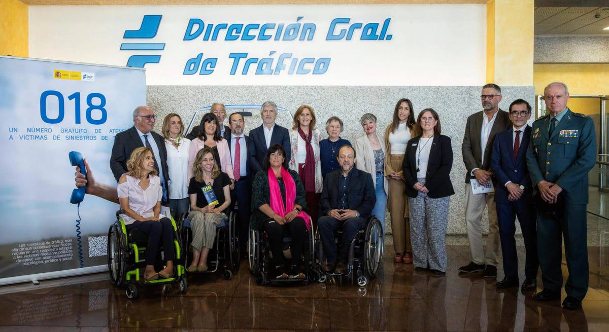 El ministro del Interior, Fernando Grande-Marlaska, cede y crea un nuevo teléfono de la DGT