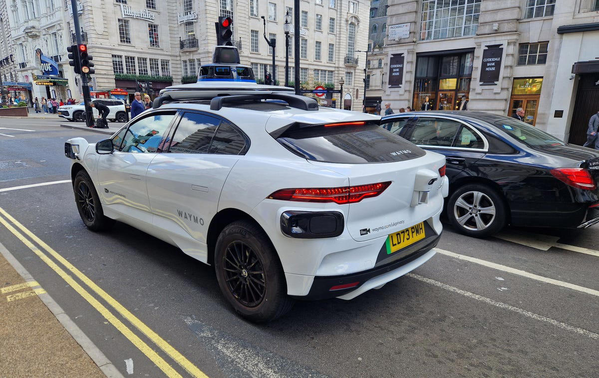 Ya hemos visto en Londres los primeros robotaxis, la primera ciudad europea con taxis sin conductor
