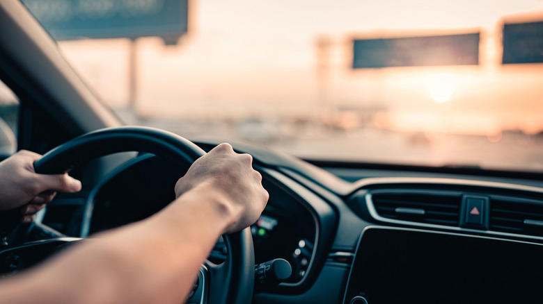 What does 'D' mean on a manual transmission?