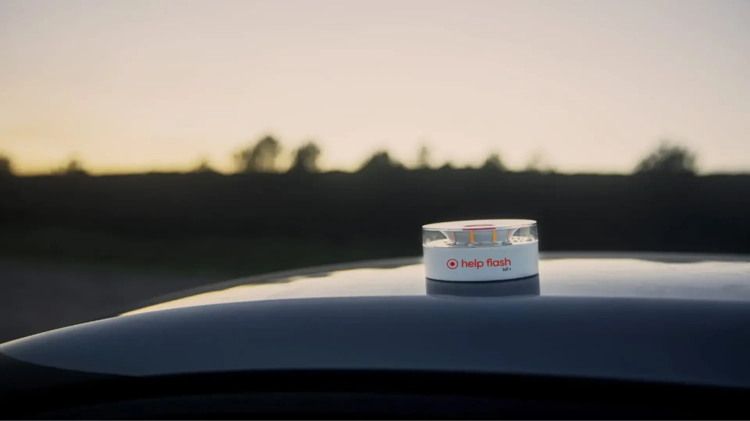 Fracaso de la DGT y su baliza V16: el 83% de los conductores no la utilizan para avisar de la incidencia, según un estudio