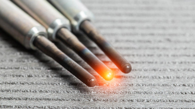 Diesel engine glow plugs vs intake heaters: What's the difference?