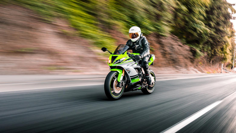 The pros and cons of tubed vs. tubeless motorcycle tires