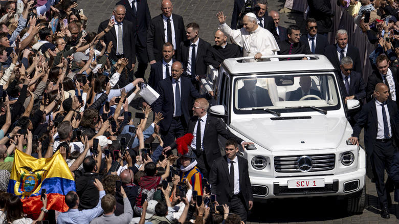 At least one pope preferred manual transmissions