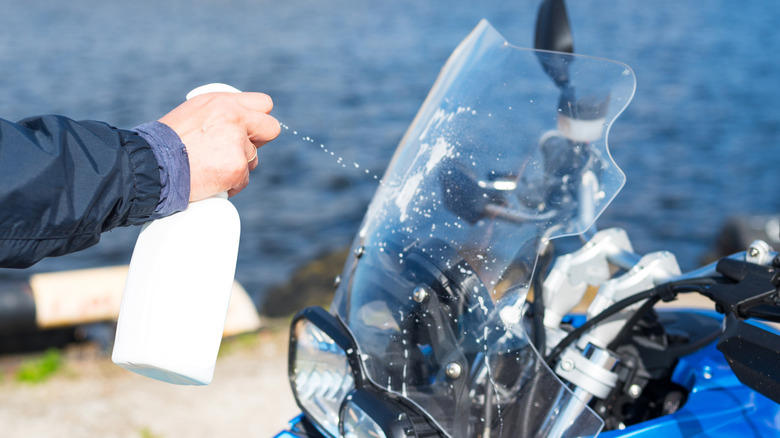 How to tint your motorcycle windshield