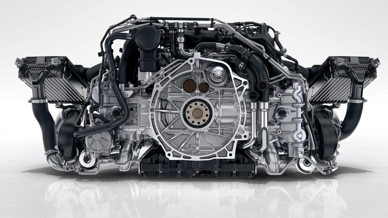 Are flat engines better than V engines?