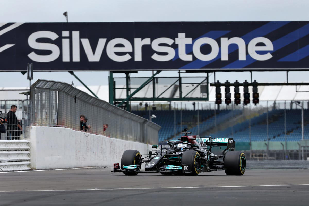 La F1 Academy cierra el círculo y le consigue su primer test de F1 a Doriane Pin con Mercedes