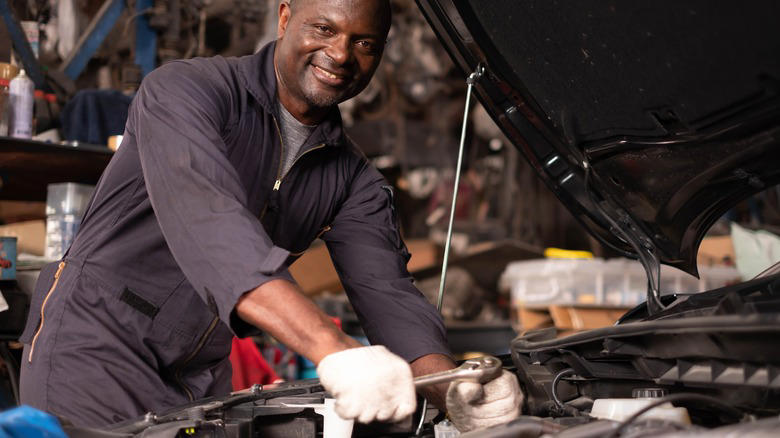 5 must-have Harbor Freight tools every home mechanic should have in their garage