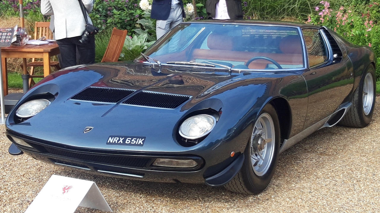 Lamborghini marks Miura’s 60th with a restored 1972 Miura SV in Rome