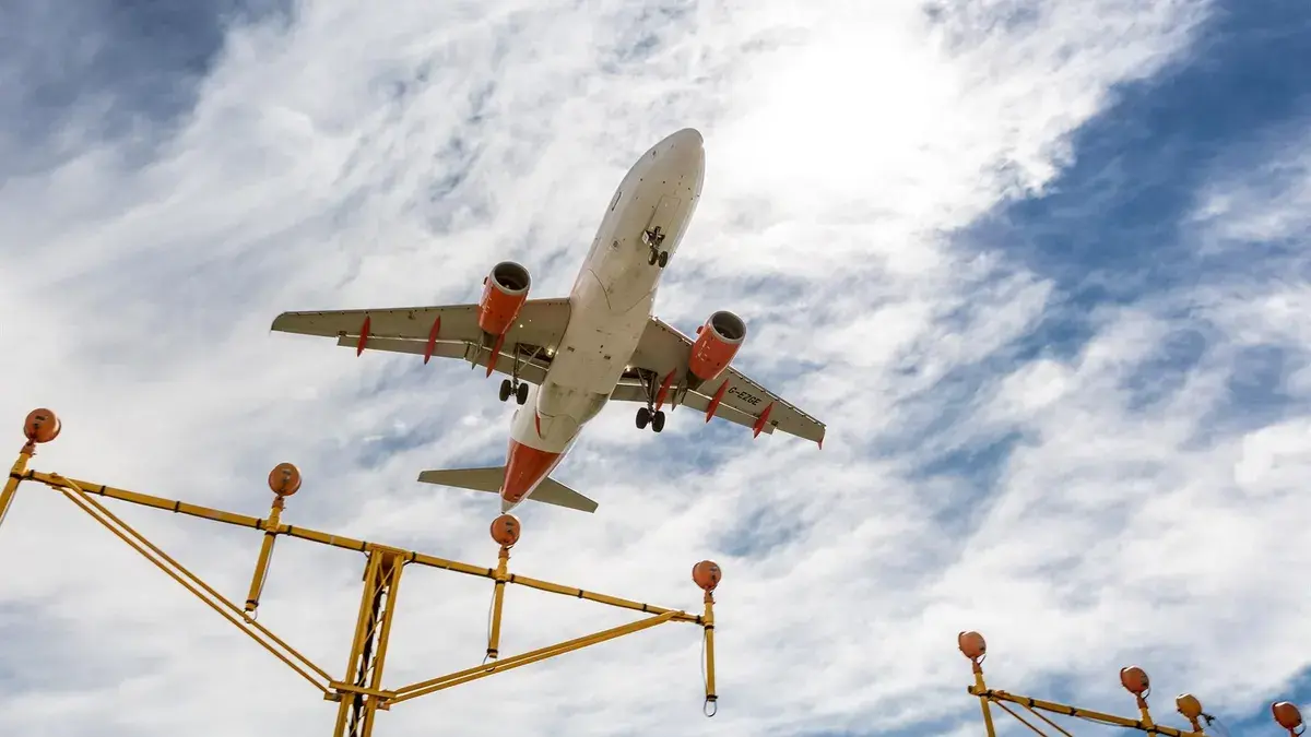 Así es el avión con motor de agua que está probando China para decir adiós al queroseno