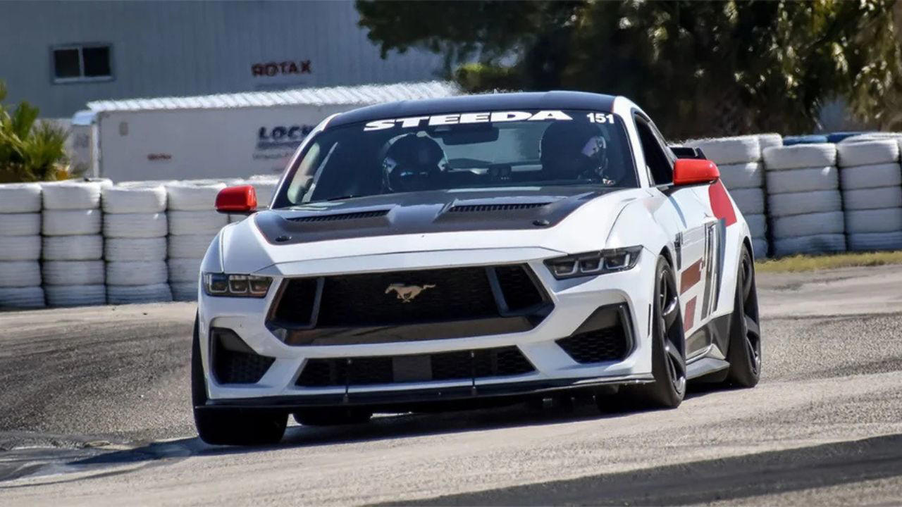 Steeda debuts 800+ hp Mustang package built for endurance track laps