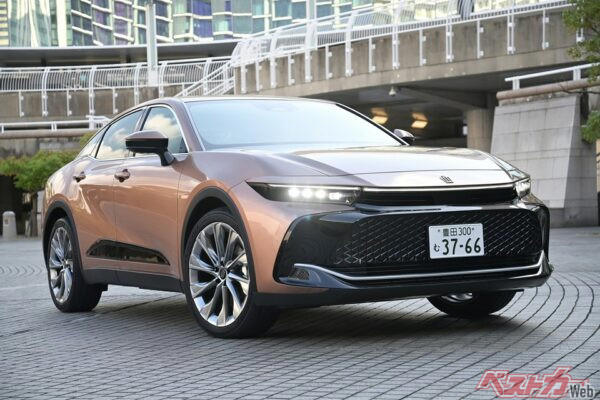 クラウンはセダンとクロスオーバー結局どっちが買い? 現行モデル同士を比較して見えた本命とは?