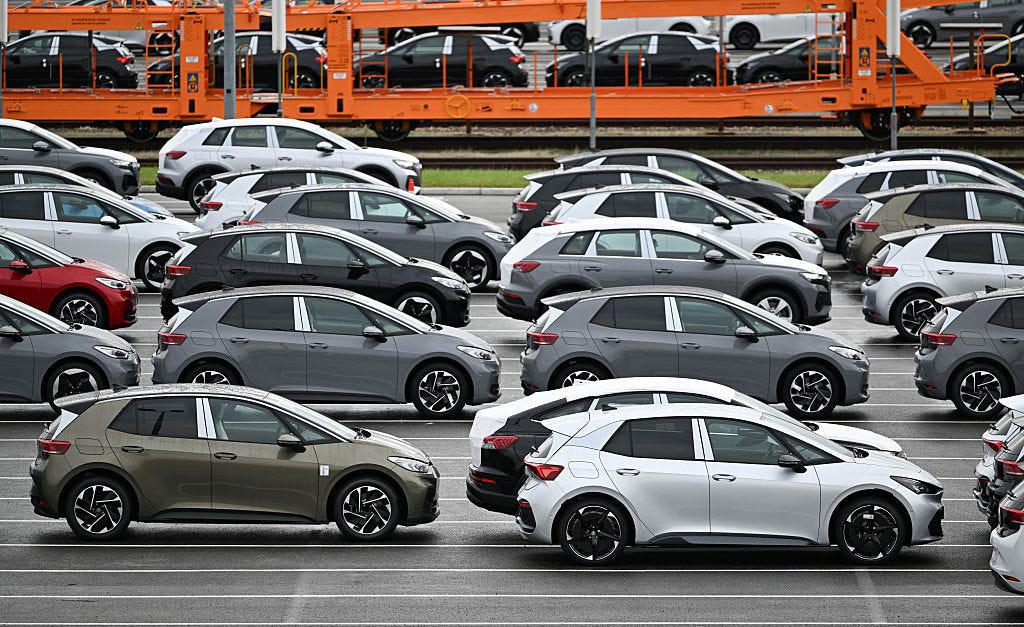 EV Sales in the US Plunge, Europeans Skyrocket