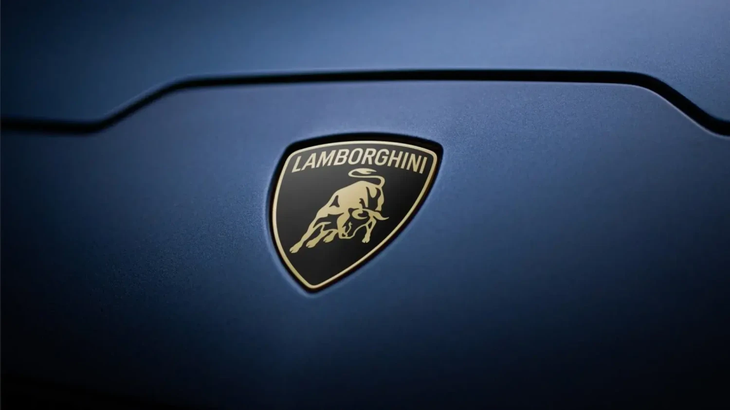 Lamborghini, Ferrari, El Lamborghini Revuelto SV podría rendir hasta 1.300 CV para superar al Ferrari F80