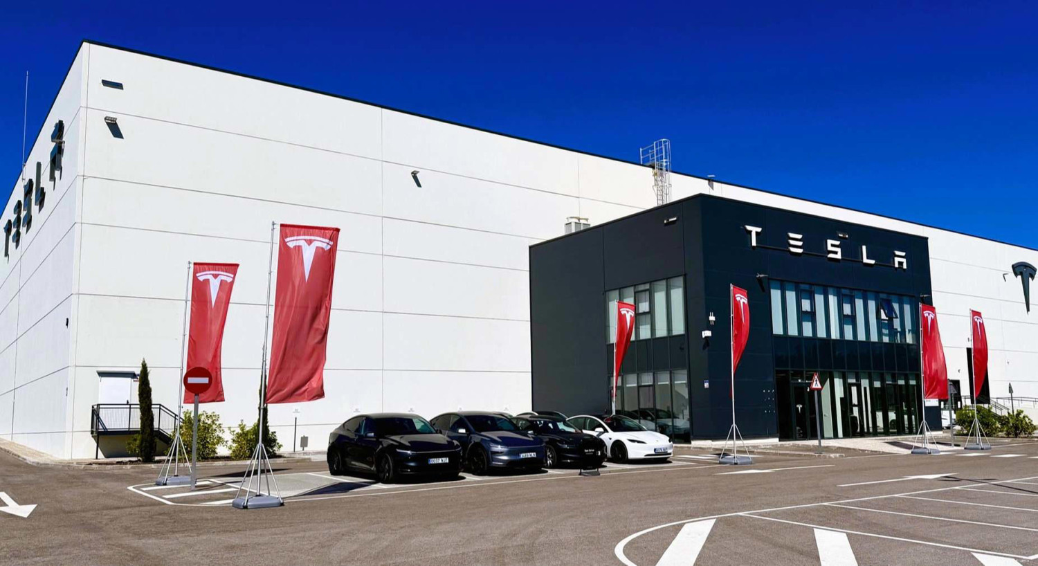 Tesla, Tesla convierte Sabadell en su nuevo eje estratégico de Cataluña con el mayor centro del área de Barcelona