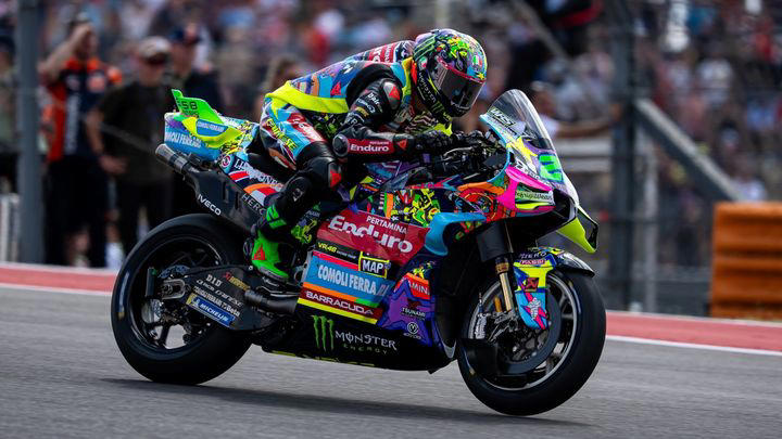 Bagnaia y Di Giannantonio señalan a Márquez: "El desarrollo de la Ducati ha ido en su dirección"