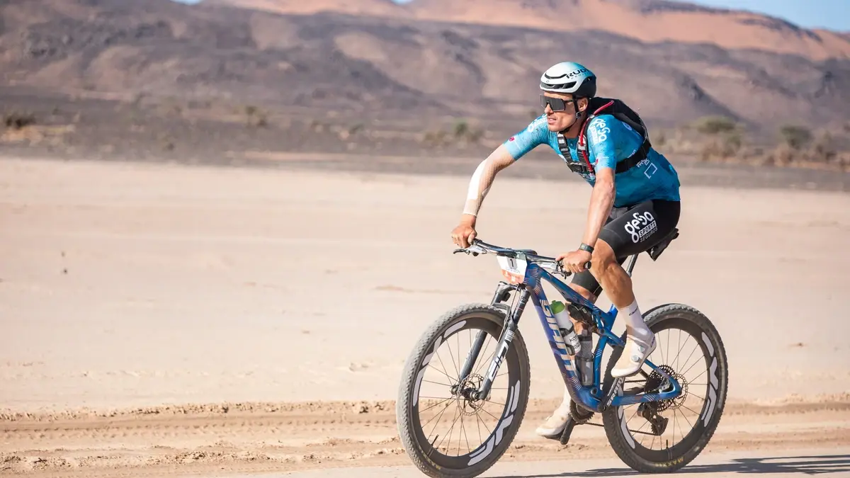 Luisle da el relevo a Indurain en la Titan Desert