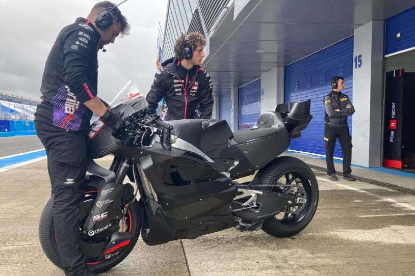 Aprilia presenta su nueva amenaza