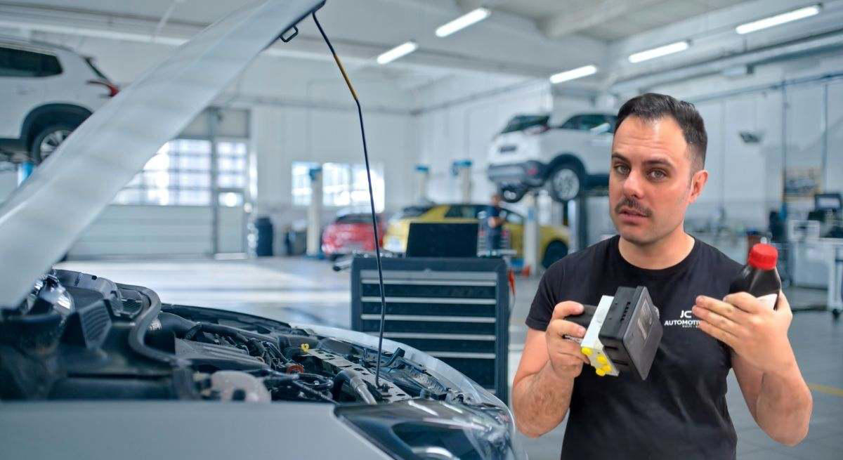 Mecánicos piden que prestemos atención al mantenimiento del coche: 