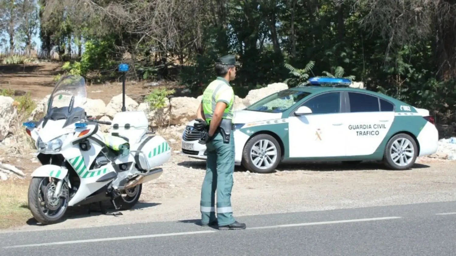 La DGT informa de que más de 78.000 conductores fueron multados y que más de la mitad de las infracciones se cometieron en autopistas y autovías