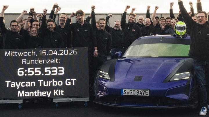 Porsche vuelve a reinar en Nürburgring, el Taycan Turbo GT de Manthey destroza a Xiaomi y Rimac