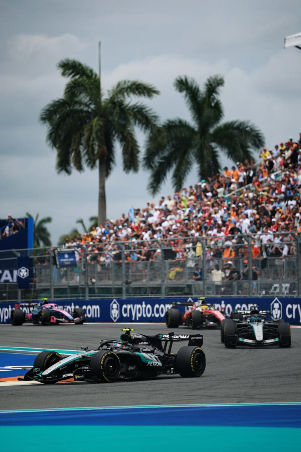 Mercedes, Ferrari y Red Bull se pronuncian sobre la vuelta de los motores V8 a la F1 en 2031