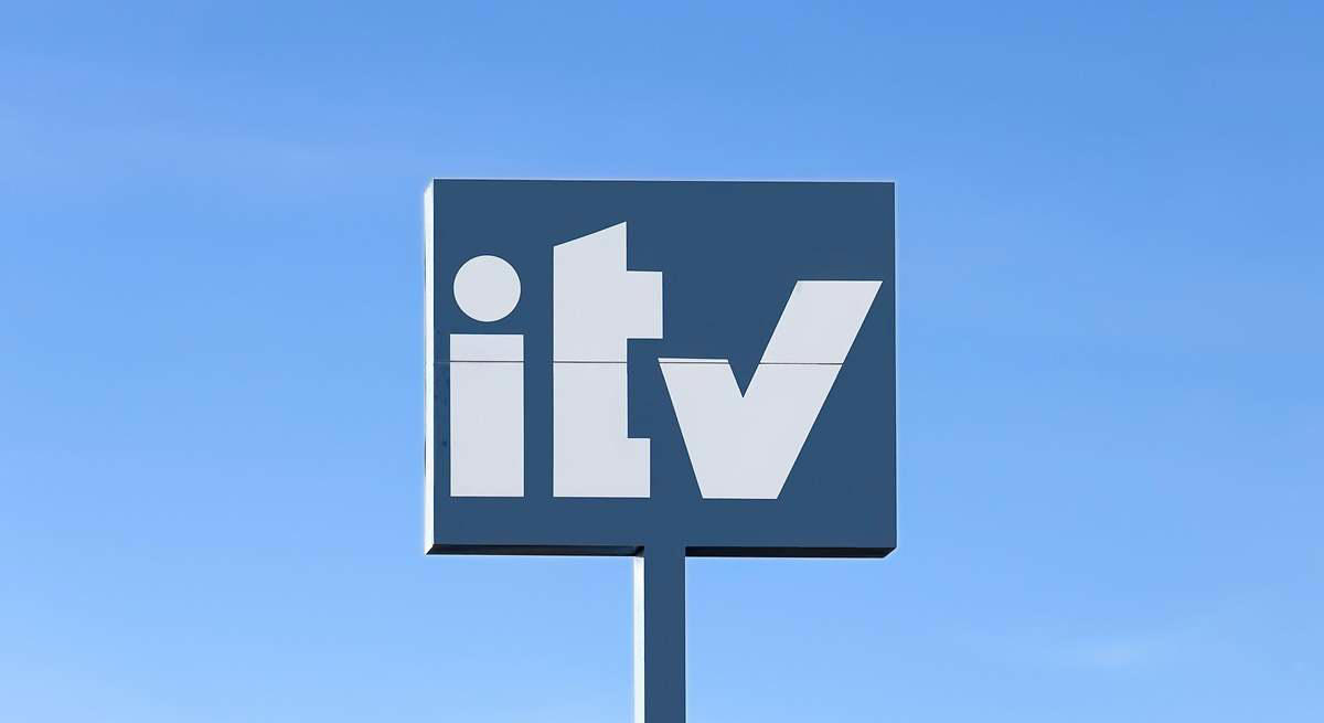 La Unión Europea dice basta y endurece la ITV en España: quiere imponer más controles sobre ADAS, baterías y emisiones