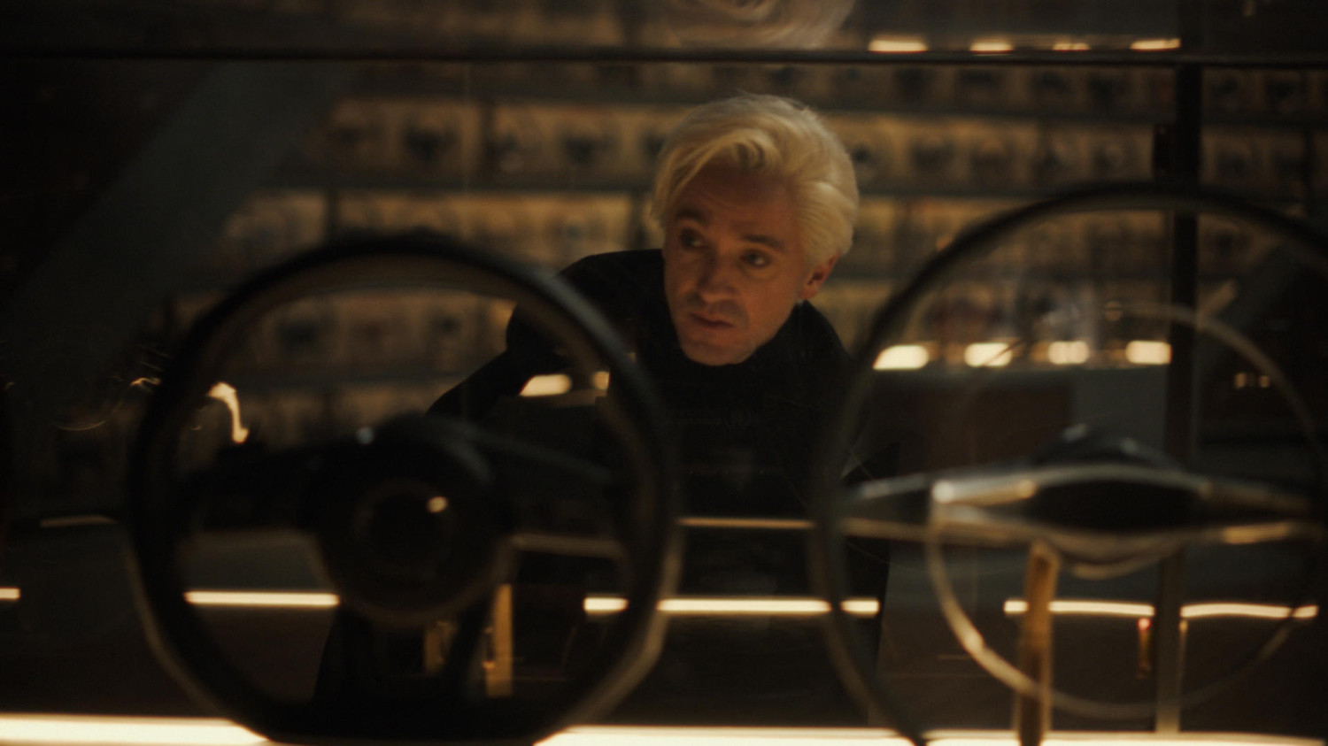 Cupra, Draco Malfoy ya no escoge varitas, ahora elige volantes y coches: si eres fan de Harry Potter, tienes que ver esta campaña con Cupra