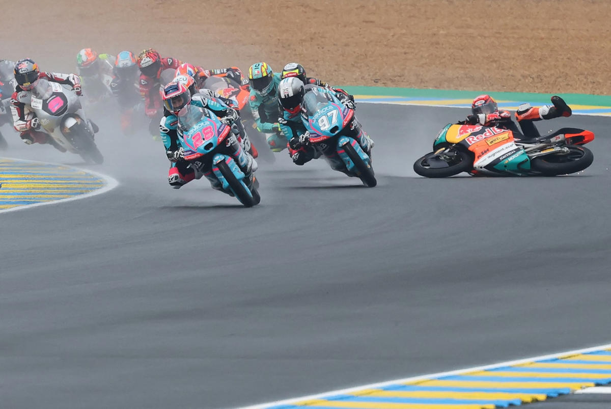 Resumen carrera GP Francia Moto3: resultados y clasificación en el circuito de Le Mans hoy