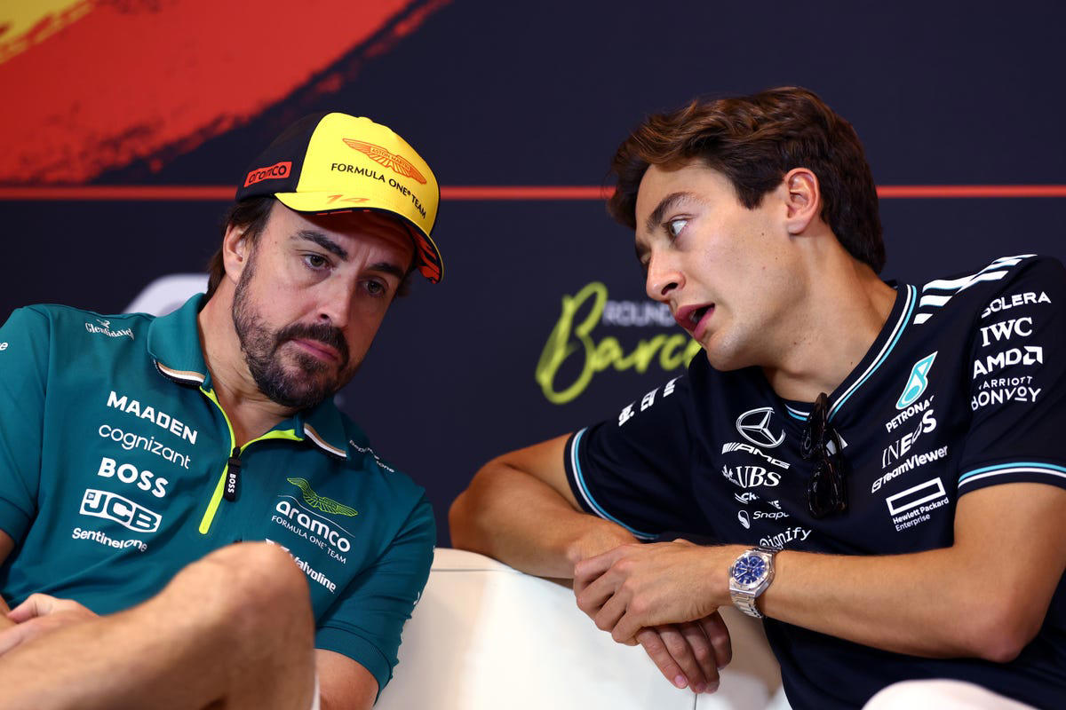 La curiosa anécdota de Mercedes F1 con Fernando Alonso y Carlos Sainz como figuras: "Levantamos"