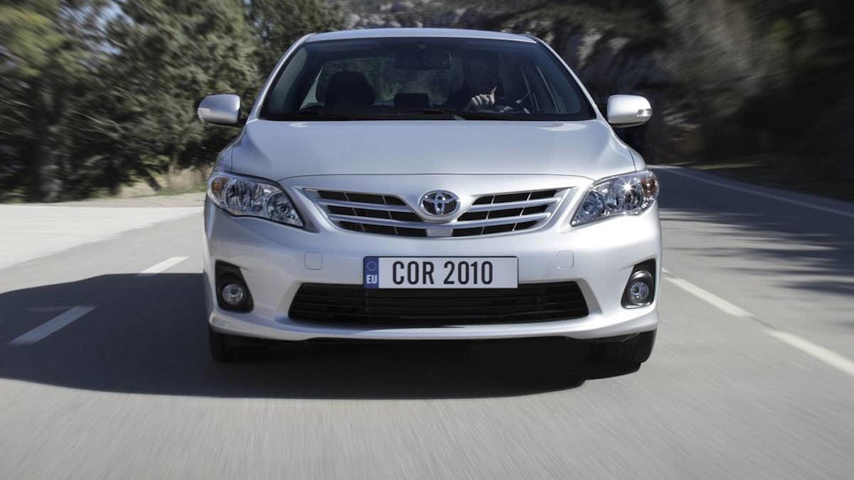 This 260k-mile Toyota Corolla engine died from a $1 mistake