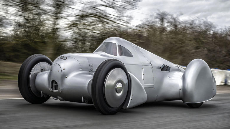 Audi revives a 1930s design for beastly new V16-engined supercar