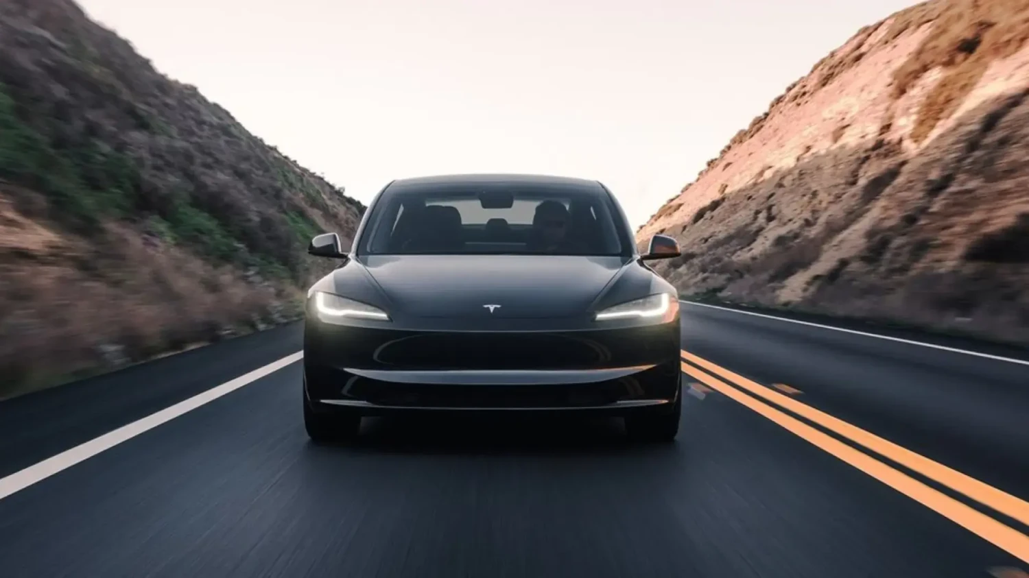 Hacen un test de batería a un Tesla Model 3 con 610.000 km y el resultado les sorprende: "el 89 es el nuevo 100% en este coche"