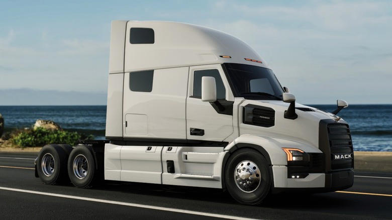 What engines do Mack trucks use?