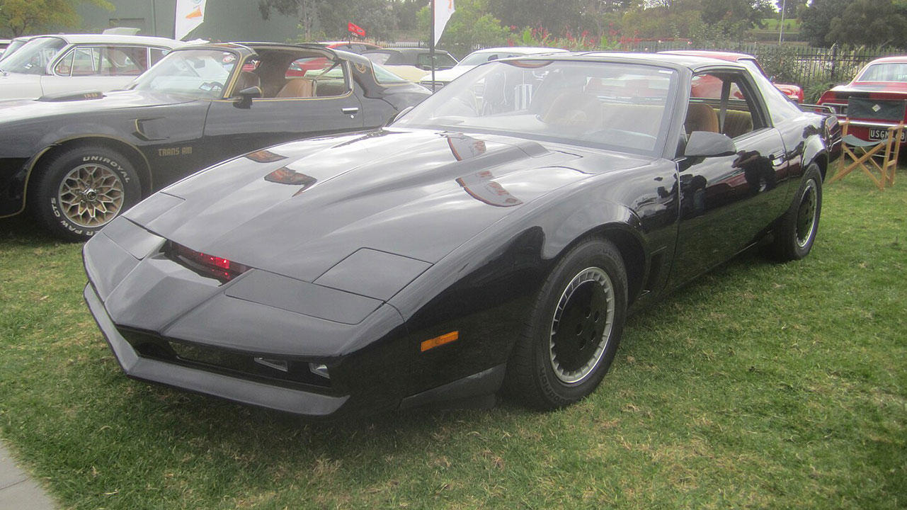 Pontiac, Why the 1982 Pontiac Firebird Trans Am introduced a modern design shift