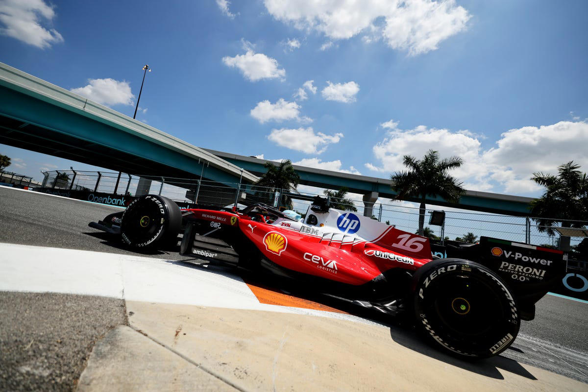 Ferrari, Mercedes, Charles Leclerc y Ferrari se imponen a Mercedes en los libres 1 del GP de Miami de F1