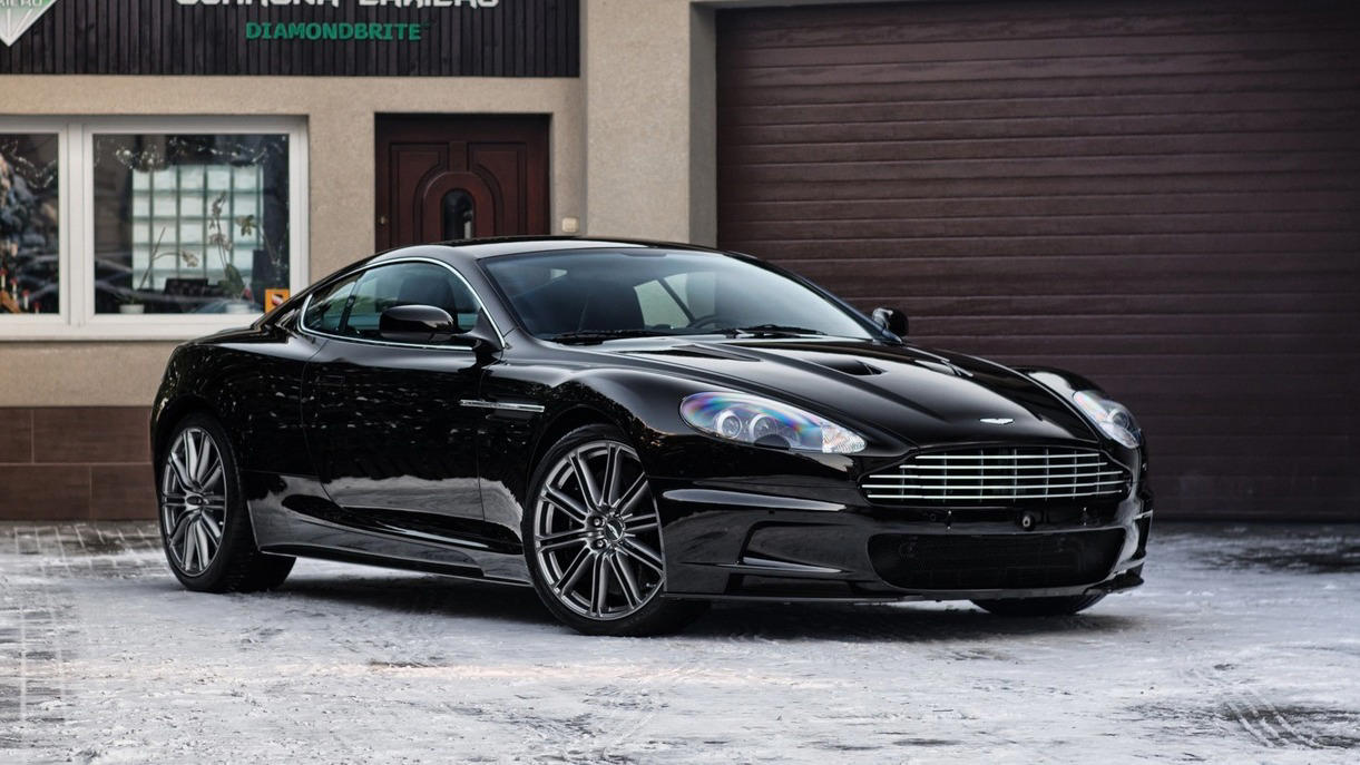 Aston Martin, Touring, The 2009 Aston Martin DBS delivered grand touring performance with serious power