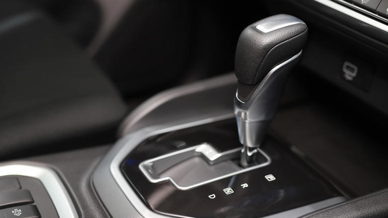 What's the difference between AMTs and manual transmissions?