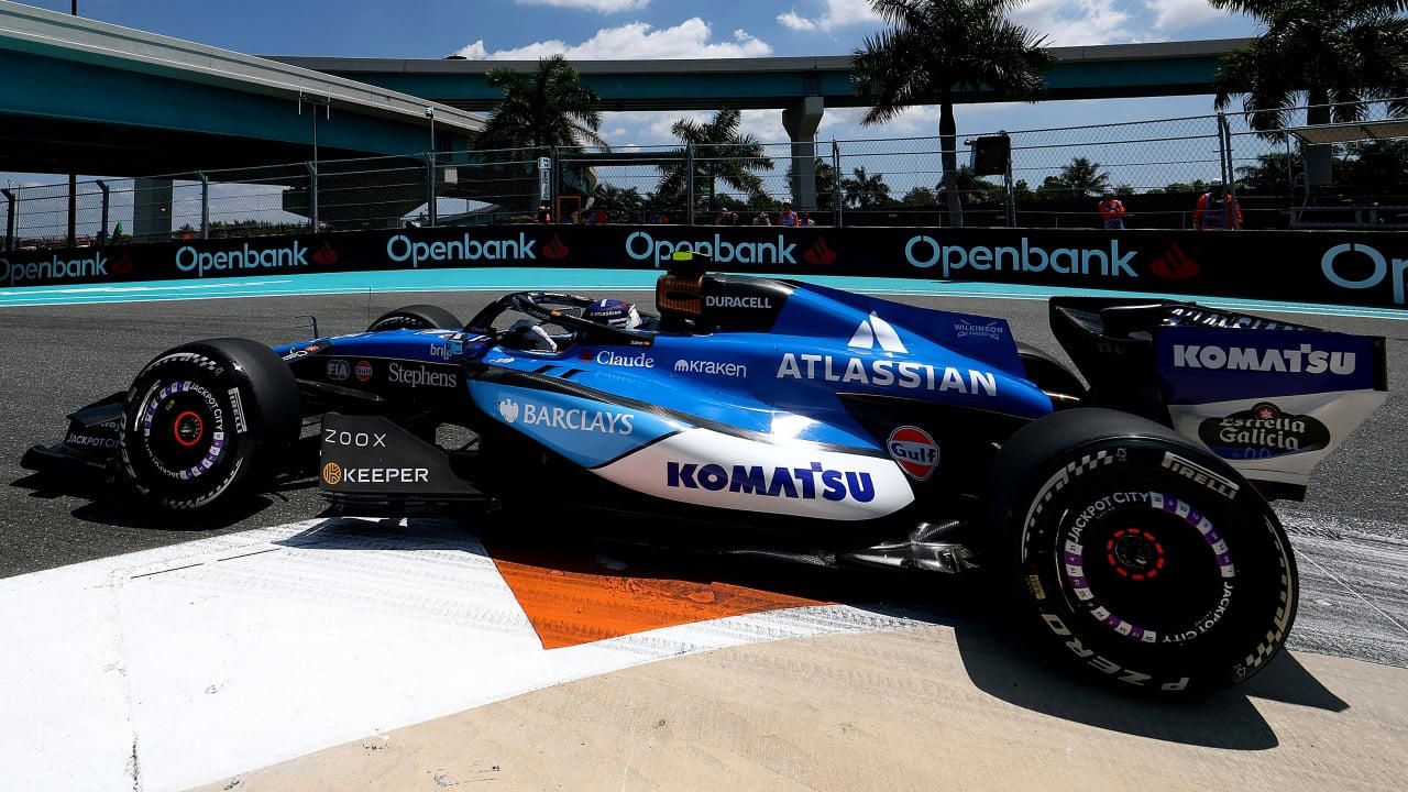 Las mejoras le dan a Sainz un coche para pelear, pero Williams sigue empeñado en sabotear a sus pilotos