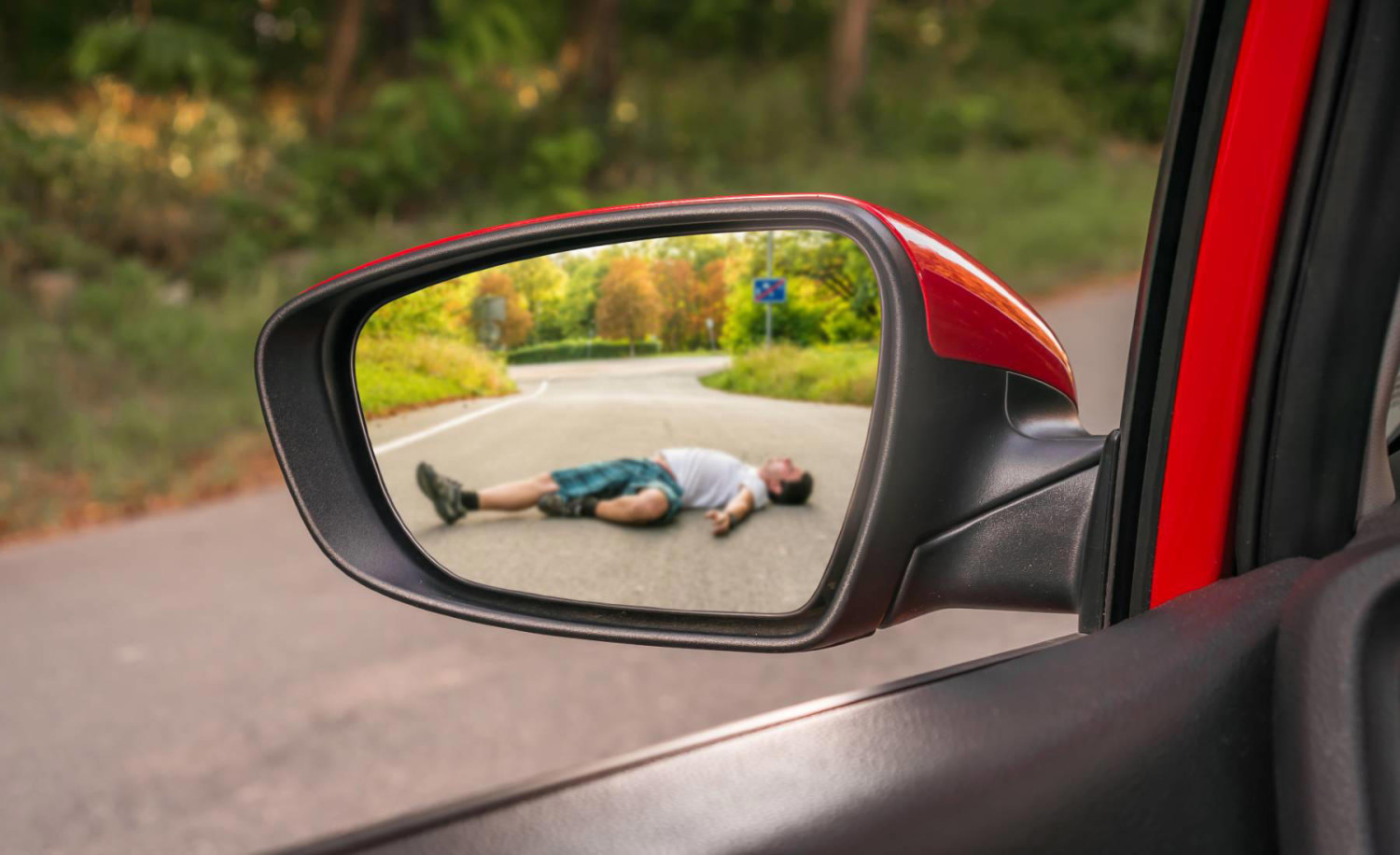 El enemigo invisible: por qué tus retrovisores podrían estar engañándote y ser los responsables a la hora de provocar un accidente