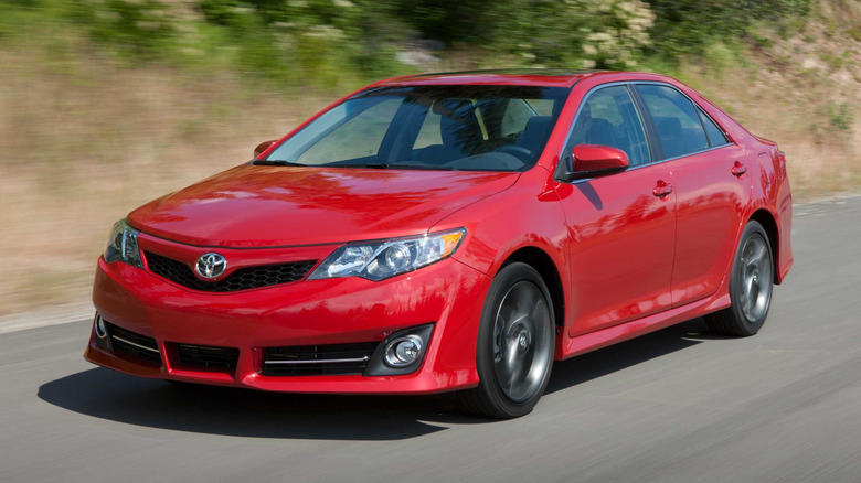 9 of the most absurd car recalls in automotive history