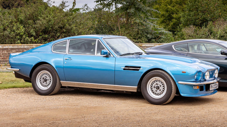 Does a muscle car necessarily have to be American?
