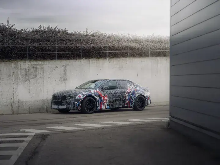 The electric BMW M3 might have 1000 HP and a gas engine counterpart