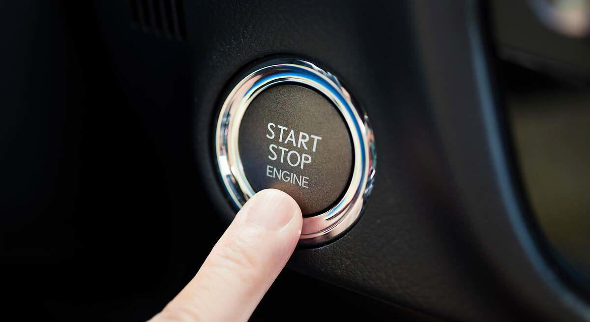 El aviso de un mecánico con 57 años de experiencia: apagar este sistema puede duplicar la vida útil de tu motor