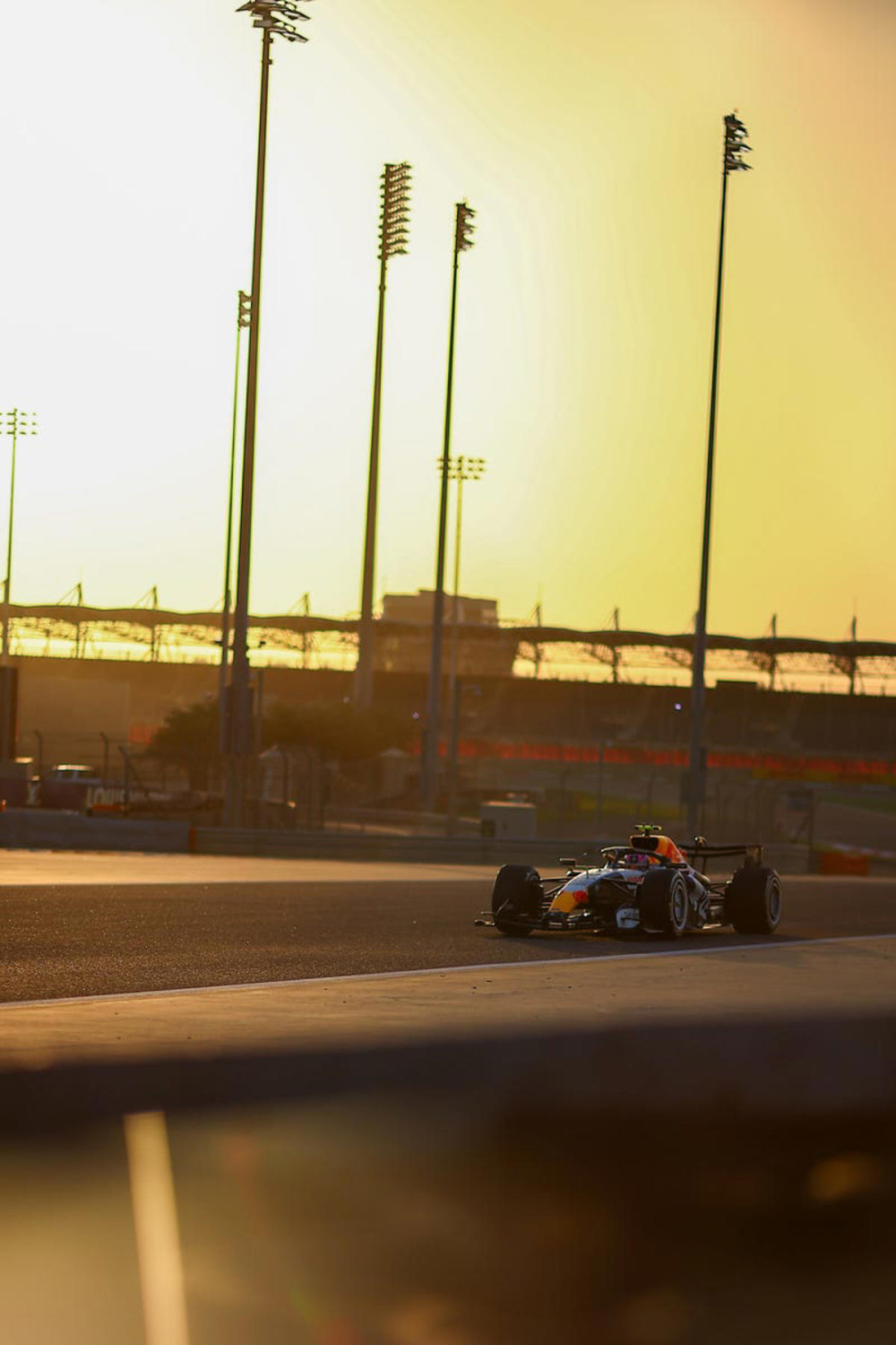 El dinero manda: La F1 estudia integrar los Grandes Premios de Bahréin y Arabia Saudí al calendario
