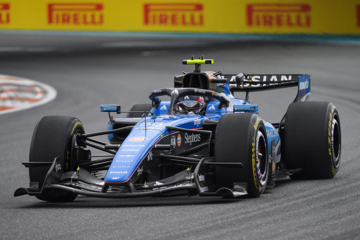 James Vowles da alas a Carlos Sainz y Alex Albon tras el salto del Williams F1: "Habrá mejoras"