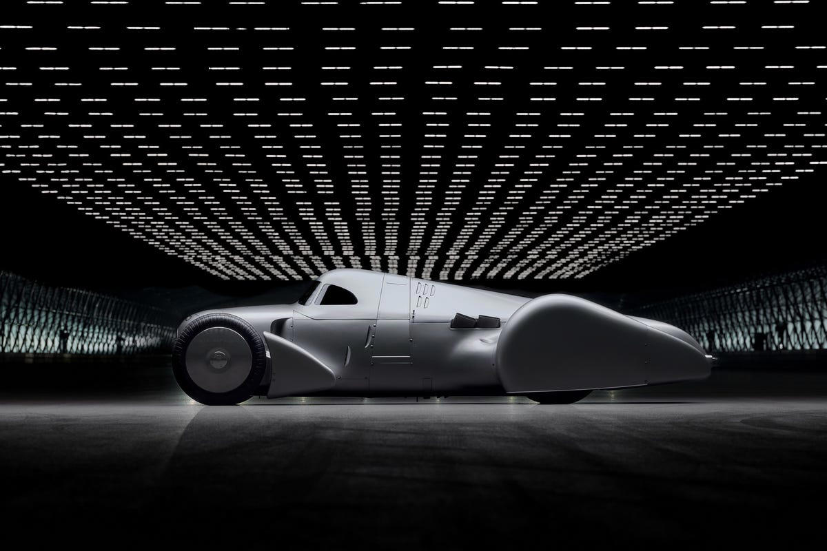Audi revive este salvaje streamliner V16 de 1935 que rompió la barrera de los 321 km/h