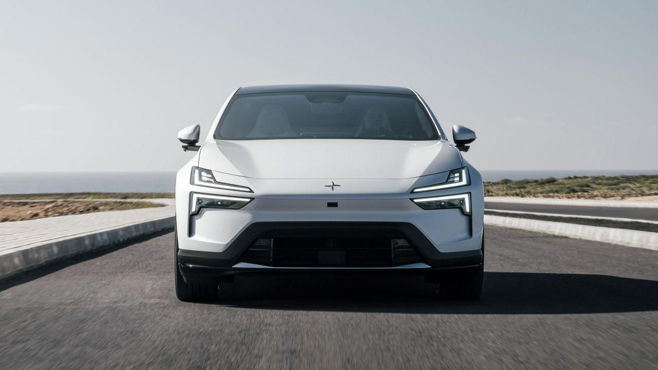 Polestar lanza los renovados 3 y 4 en España: 800 voltios, carga más rápida y muchas otras mejoras