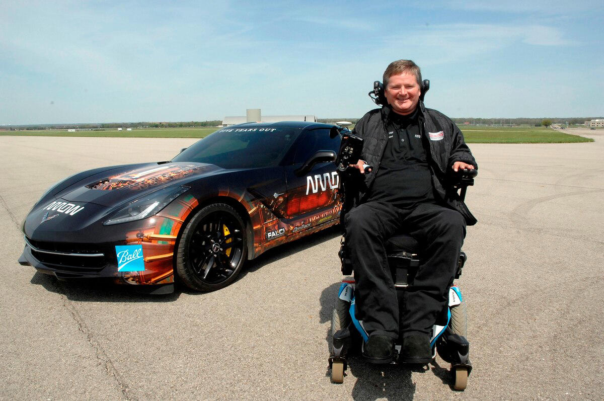IndyCar, Paralyzed IndyCar driver went 107 mph by using his head, now the Corvette behind it is heading to auction