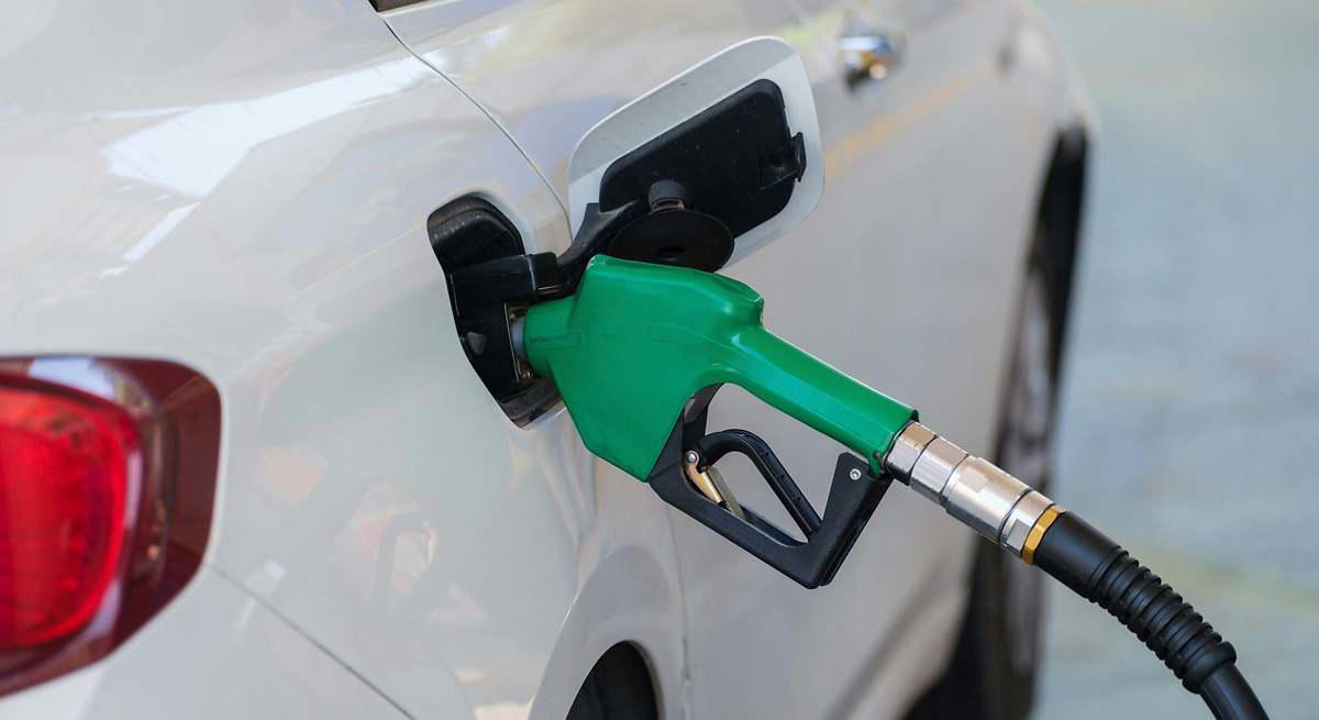 Cómo saber si tienes gasolina en mal estado en el tanque: el truco de un experto para detectarla y evitar averías
